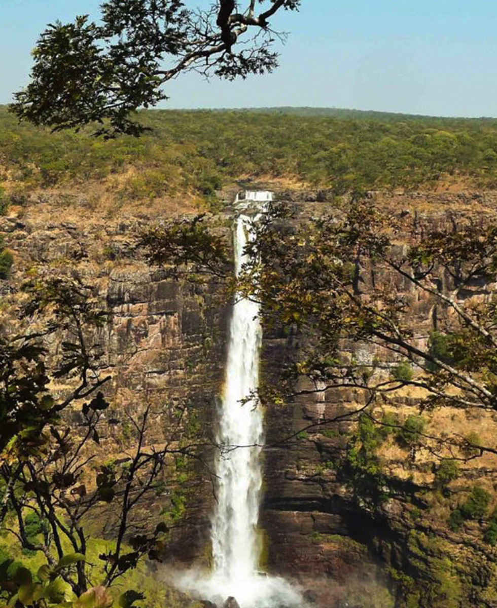 Histoire des Chutes de Lofoi